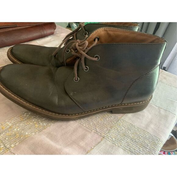 GUESS Joey Brown Ankle Boots - Picture 4 of 4